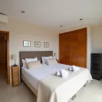 Luxe Detached Julia Tenerife *