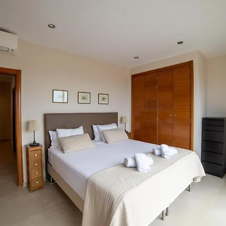 Luxe Detached Julia Tenerife *