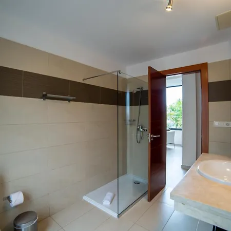 Luxe Detached Julia Tenerife