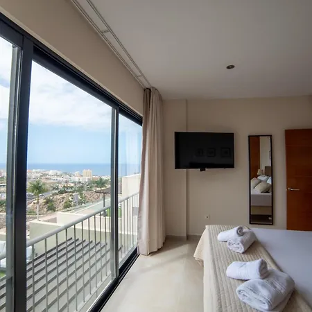 Luxe Detached Julia Tenerife Willa