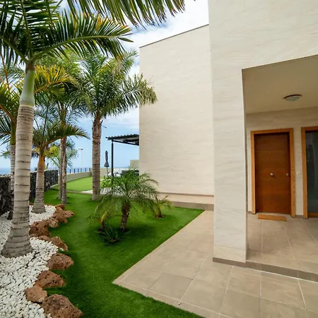 Luxe Detached Julia Tenerife Willa *