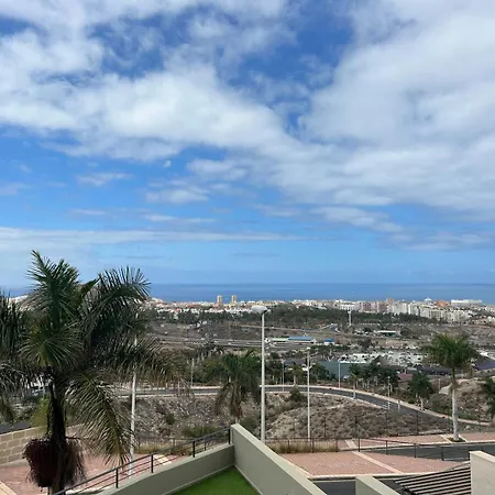 Βίλα Luxe Detached Julia Tenerife *