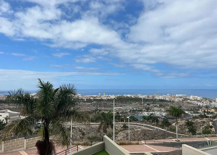 Βίλα Luxe Detached Julia Tenerife *